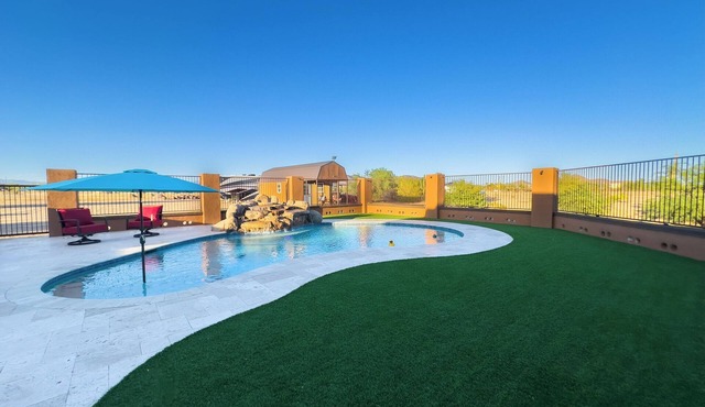 Desert Retreat: 5BR, Pool, Hot Tub, RV Parking & Access to Desert for ATV Fun!
