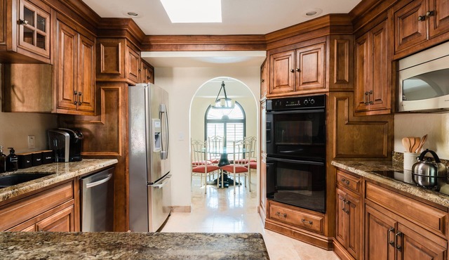 Desert Ridge by AvantStay | Spacious Oasis w/ Pool & Hot Tub
