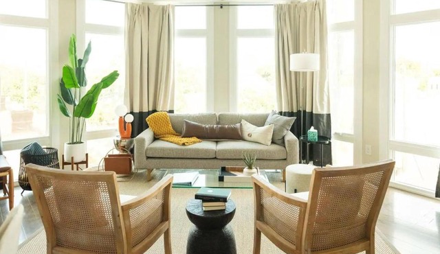 Downtown, contemporary, 2 bedroom, Roof Terrace! 2B