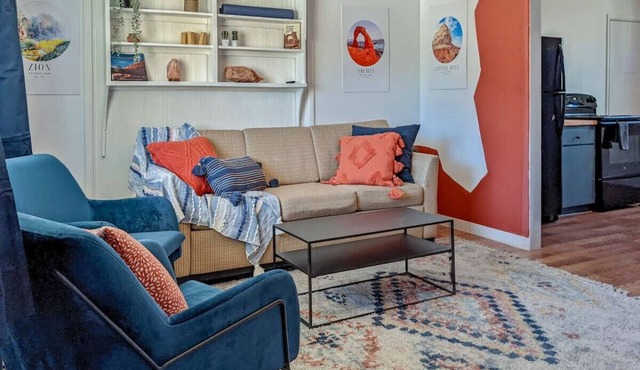 Downtown Kanab Apartment | Hot Tub | Pets Welcome