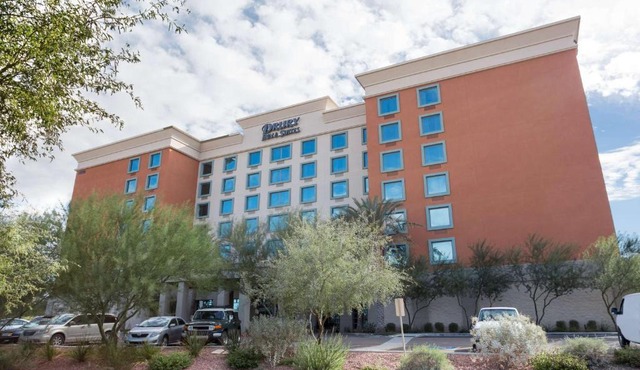 Drury Inn & Suites Phoenix Happy Valley
