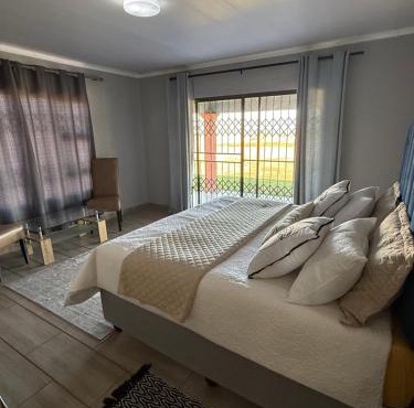Ebukhosini Pampierstad Jankemp Harswater Taung