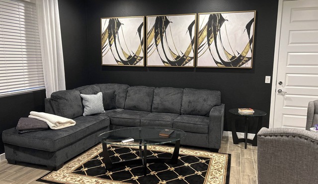 Enchanting 1-bedroom apartment with AC in Goodyear