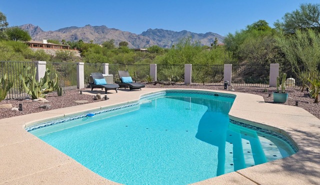 *ENTIRE FOOTHILLS HOME W/POOL* 3 bed 2 Bath - Casa De Paz