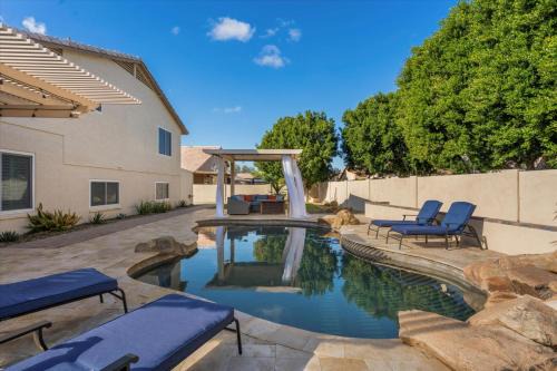 Epic 6BR with Foosball and Popcorn - Pool and Fire Pit