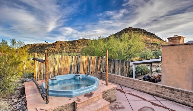 'Esperanza' Retreat in Tucson w/Private Patio