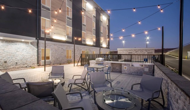 Everhome Suites Yuma East I-8 by Choice Hotels