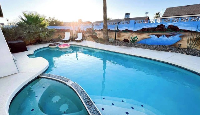 Exclusive retreat- Heated pool & BBQ grill