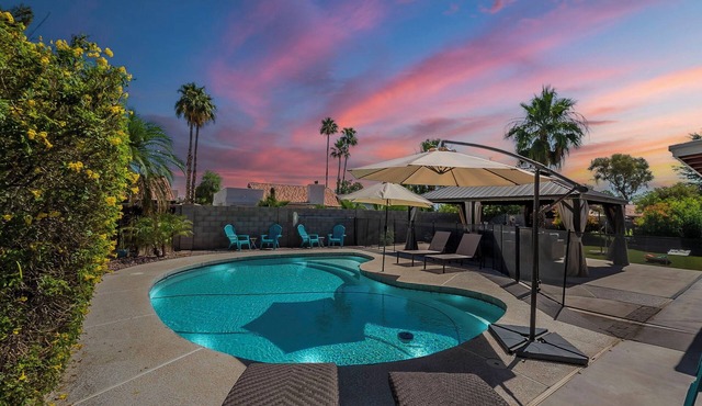 Family-Friendly Chandler Home Heated Pool Minutes to Downtown & Dining