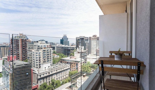First-Class Retreat Stylish 2BR near Costanera