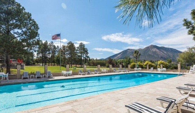 Flagstaff | Alpine Retreat | Golf, Pools & Adventure
