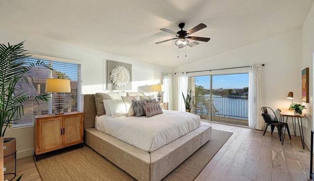 Free Heated Pool, Dock & Hot Tub | Villa del Sol by Sunkasa