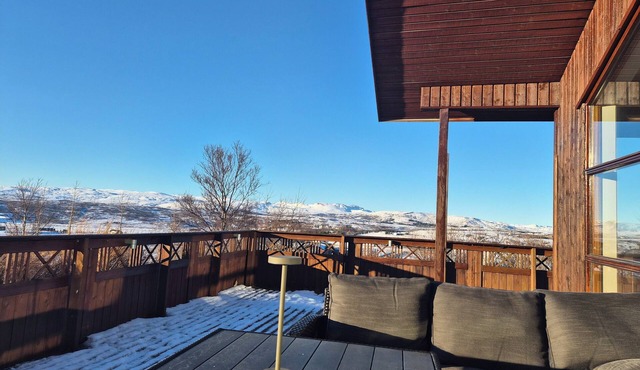 Golden Circle Lux Cabin/Cinema & Aurora Glasshouse