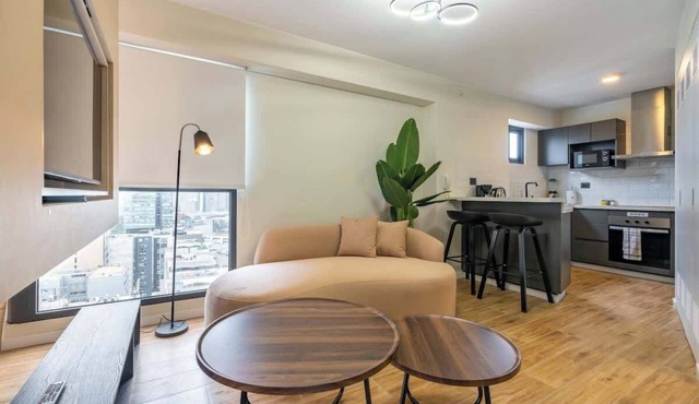Geko | Compact Loft w/City Views in San Isidro