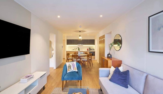 Geko | Serene 2BR near Malecón in Prime Area w/Gym