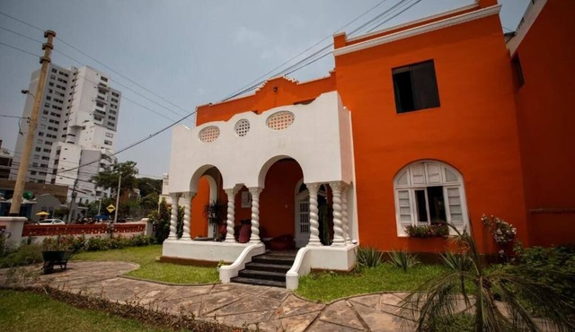 GREAT PARTNERS HOSTEL