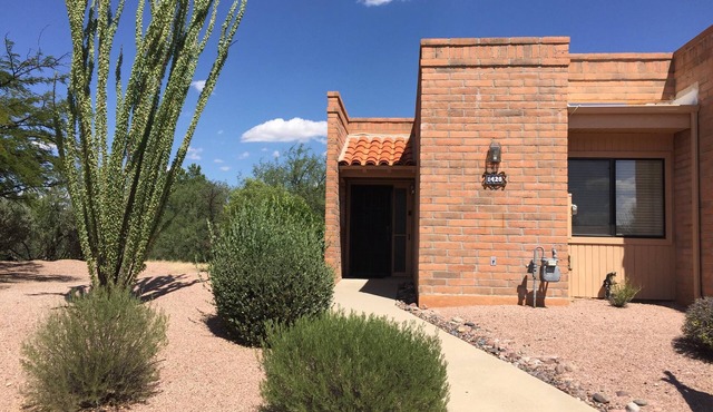 Green Valley Casita - Private and Quiet overlooking the Desert Hills Golf Course