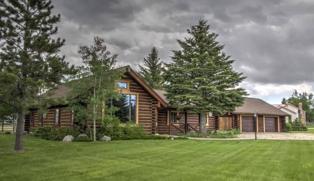 Grizzly Peak Cabin