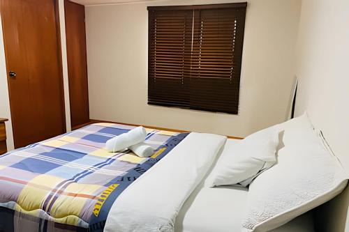 Habitación Acogedora con Baño Privado y Entrada Propia en Miraflores