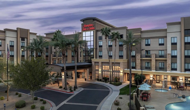 Hampton Inn & Suites Phoenix Glendale-Westgate