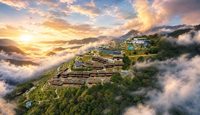 Heaven Gate O Quy Ho Sa Pa-Free Entry & Himalaya Salt Sauna
