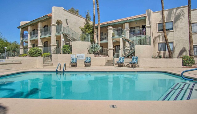 Hike, Swim & Shop: Tucson Condo w/Balcony