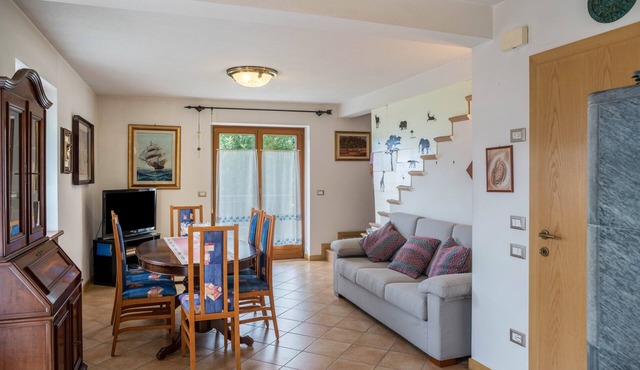 Holiday Apartment "Villa Fiore" with Mountain View, 2 Private Terraces & Wi-Fi