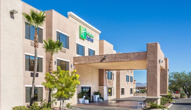 Holiday Inn Express Hotel & Suites Nogales by IHG
