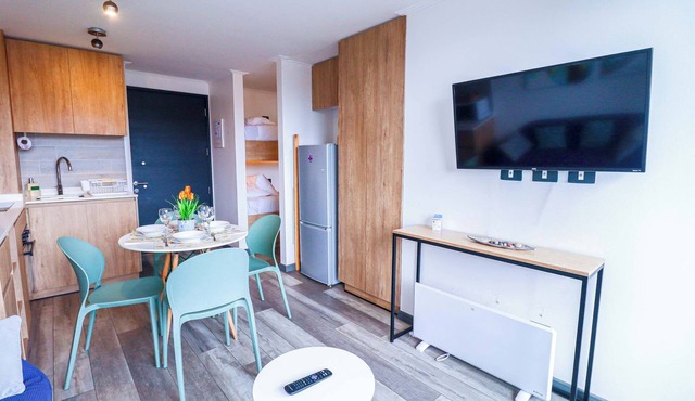HOM I 1D1B, WiFi, Equipado, Calefactor Eléctrico