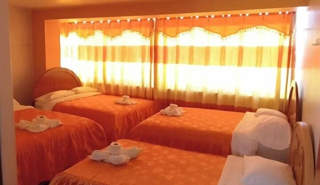 Hostal Acuarius Puno