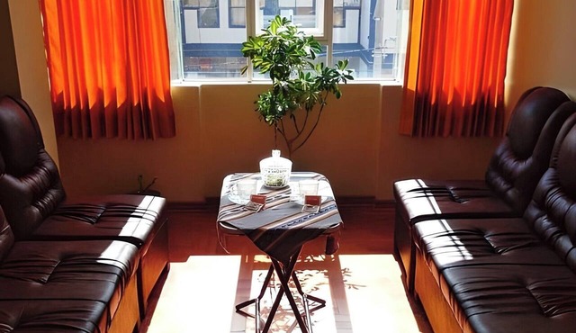 Hostal Kemovi Turístico Desaguadero