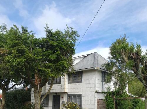 HOSTEL,Lacasablancadeparga a 12 kilómetros de la comuna de Fresia y a 29 kilómetros de la comuna de los Muermos