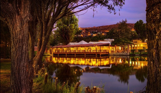 Hotel El Lago by Luoxo
