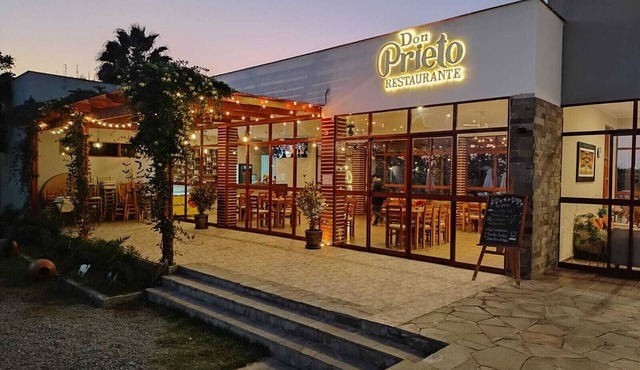 Hotel La Colina