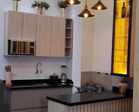 ideal depa lujo con cocina wifi