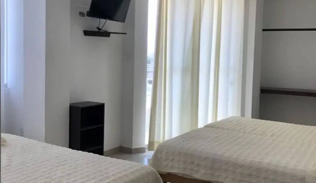 INCREDIBLE KING APARTMENT WITH BALCONY #3