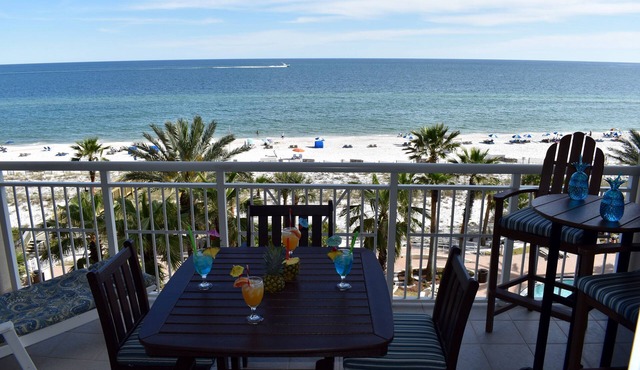 Indigo 504E BeachFront!Bonus Den,Best View&Amenities HUGE Pool!HotTub Pickleball