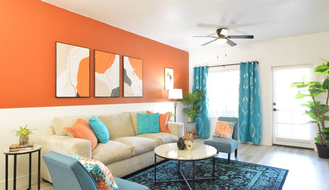 King Bed Near Kierland | Spring Training Oasis