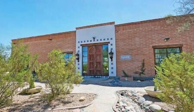 La Casa Que Canta " The House That Sings"