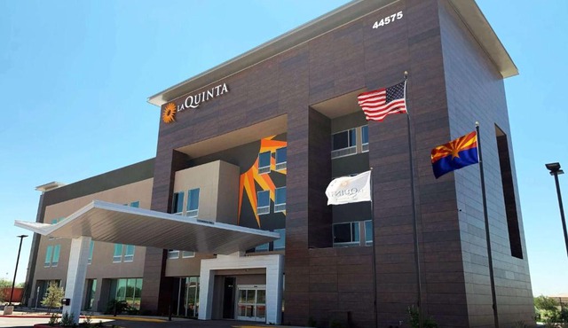 La Quinta Inn & Suites by Wyndham Maricopa Copper Sky