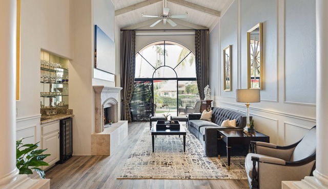 Lake front home in Scottsdale!