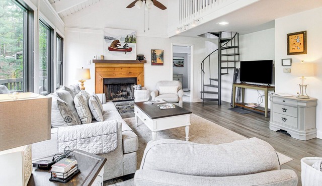 Lake & Golf Course Views: Big Canoe Home w/Deck!