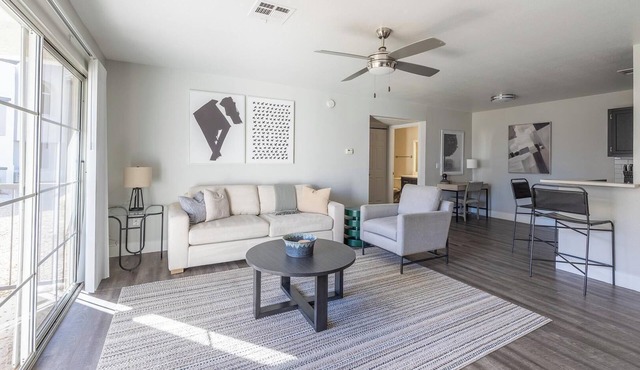 Landing | Chic 2BD, Pool, Gym