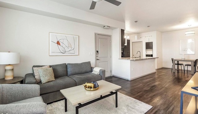 Landing | Incredible 1BD, Gym