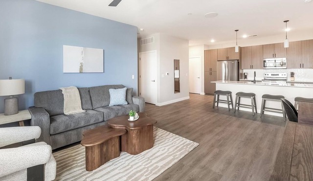 Landing | Spectacular 2BD, Pool, Gym