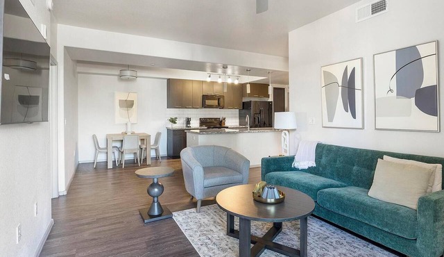 Landing | Stunning 2BD, Gym