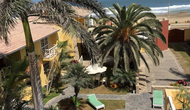 Las Palmeras Huanchaco