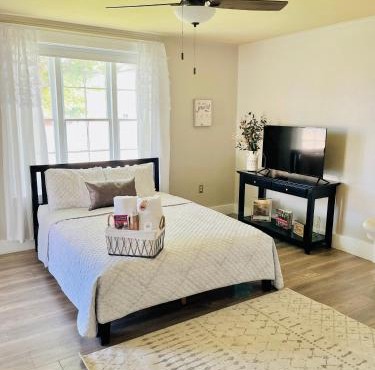 Little Hollywood Suite @ The Historic Kanab Inn