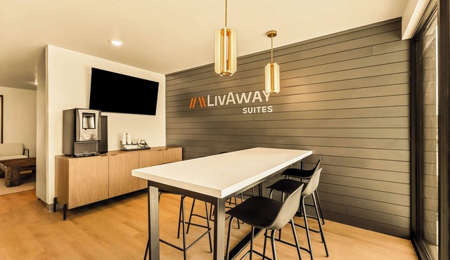 LivAway Suites Phoenix-Surprise