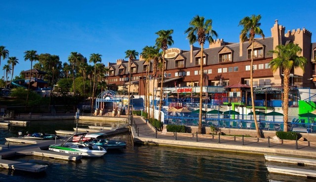 London Bridge Resort 1BR Deluxe Suite with Boat Slip